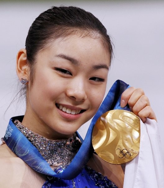 Kim Yu-Na cũng là VĐV thể thao được tìm kiếm nhiều nhất trên các trang tìm kiếm như Google và Naver.
